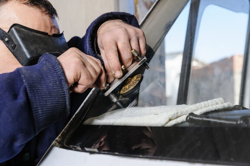 Factors Affecting Windshield Repair Costs: Factors Affecting Windshield Repair Costs
